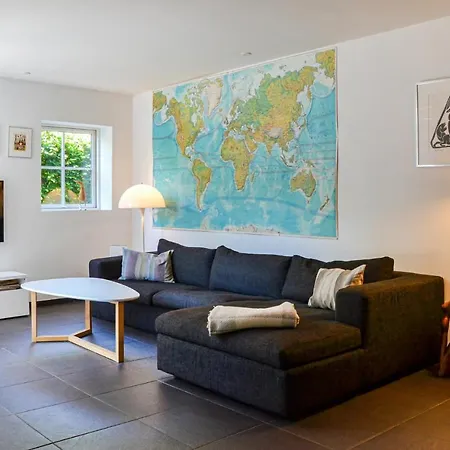 Three-bedroom Borup With A Fireplace 04 *